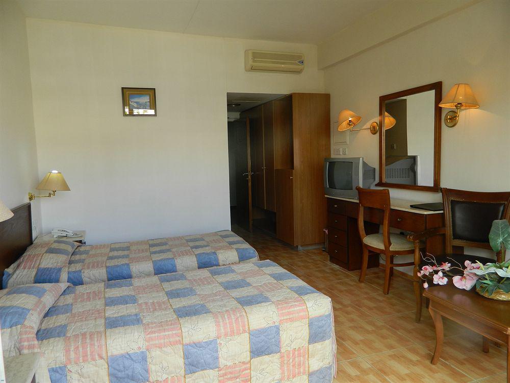 M. Moniatis Hotel Lemesós Eksteriør bilde